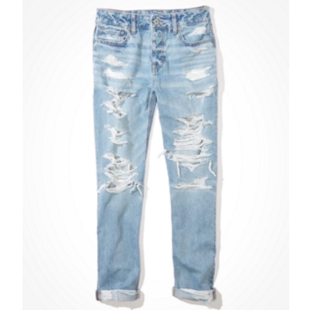 American Eagle Tomgirl Light Wash Destroyed Ripped Straight Leg Jeans